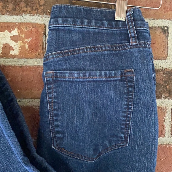 Ann Taylor LOFT || Women's Modern High Waist Skinny Ankle Denim Jeans; 26/2 - Picture 2 of 13